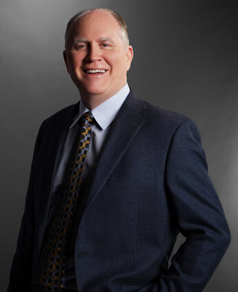 Dr. FollowwillDr. Followwill, a board-certified orthopedic surgeon.